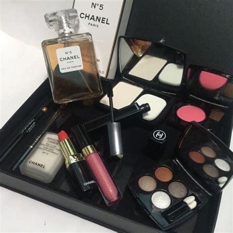 jual makeup chanel original|Makeup and Cosmetics .